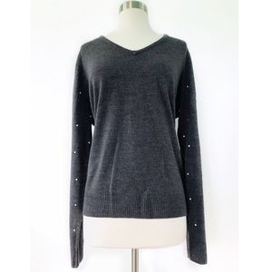 Carolyn Taylor Pearl Embroidered Gray White Pearls V Neck Holiday Sweater